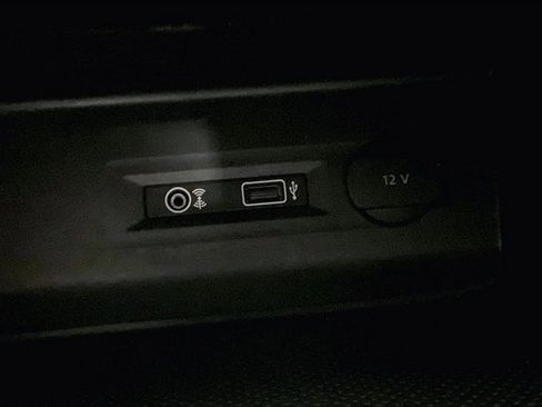 Used 2019 Volkswagen Atlas SEL Premium image 33