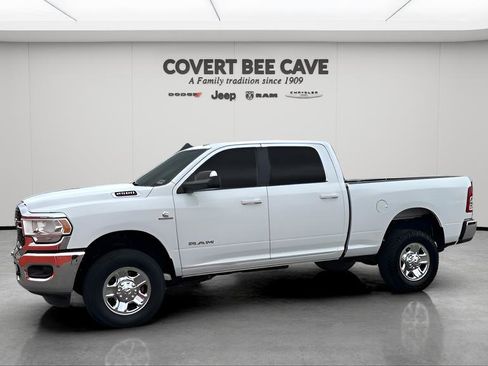 Used 2022 RAM 2500 Big Horn w/ Cold Weather Group image 4