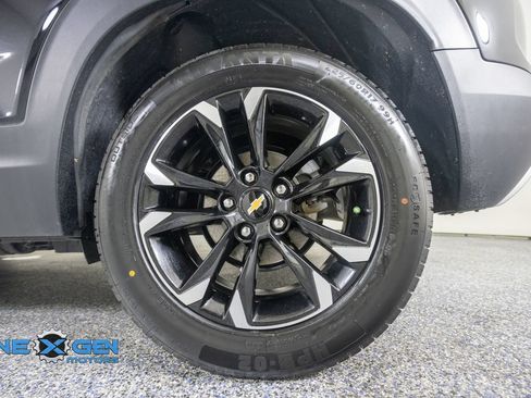 Used 2021 Chevrolet TrailBlazer LT w/ Convenience Package FWD image 46