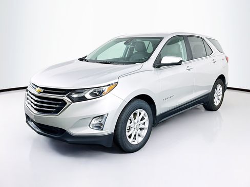 Used 2021 Chevrolet Equinox LT FWD image 3