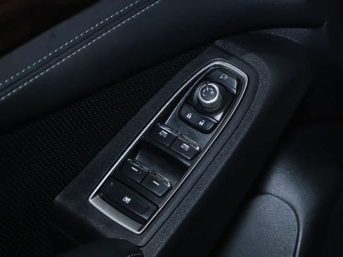 Certified 2023 Subaru Ascent Touring AWD/4WD image 18