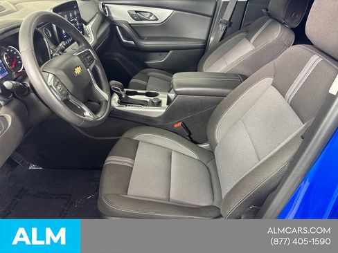 Used 2025 Chevrolet Blazer LT FWD image 12