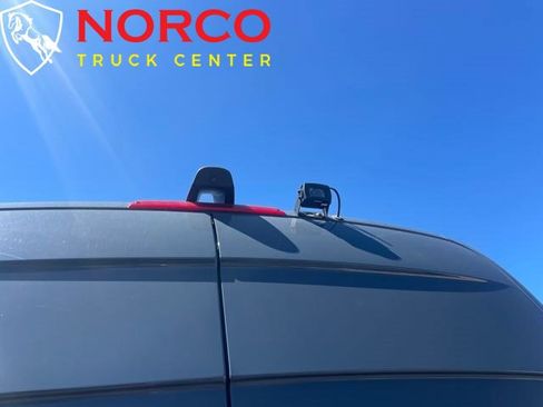 Used 2019 Mercedes-Benz Sprinter 144 image 8