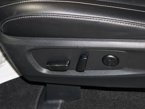 Used 2023 INFINITI QX60 Luxe w/ Cargo Package AWD/4WD image 16