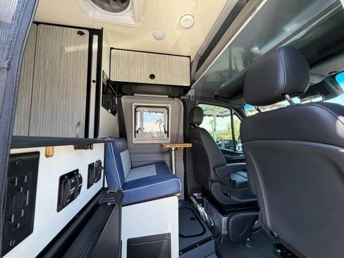 Used 2021 Mercedes-Benz Sprinter 2500 image 10