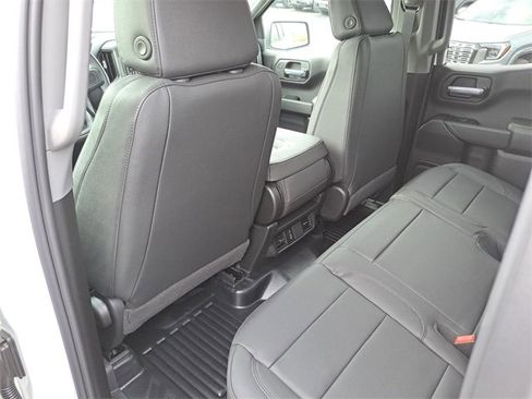 New 2026 GMC Sierra 1500 Pro w/ Pro Value Package image 9