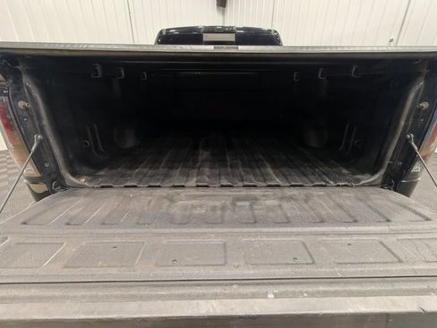 Used 2018 GMC Sierra 1500 SLT w/ SLT Premium Package AWD/4WD image 25