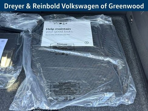 New 2026 Volkswagen Tiguan SE AWD/4WD image 33