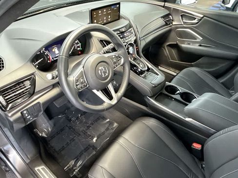 Used 2025 Acura RDX SH-AWD image 13