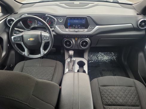 Used 2020 Chevrolet Blazer LT image 13