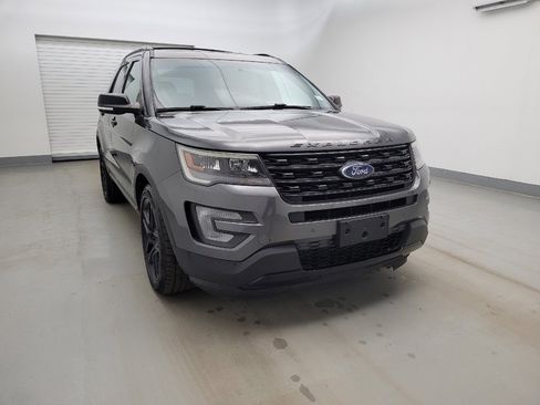Used 2017 Ford Explorer Sport image 14