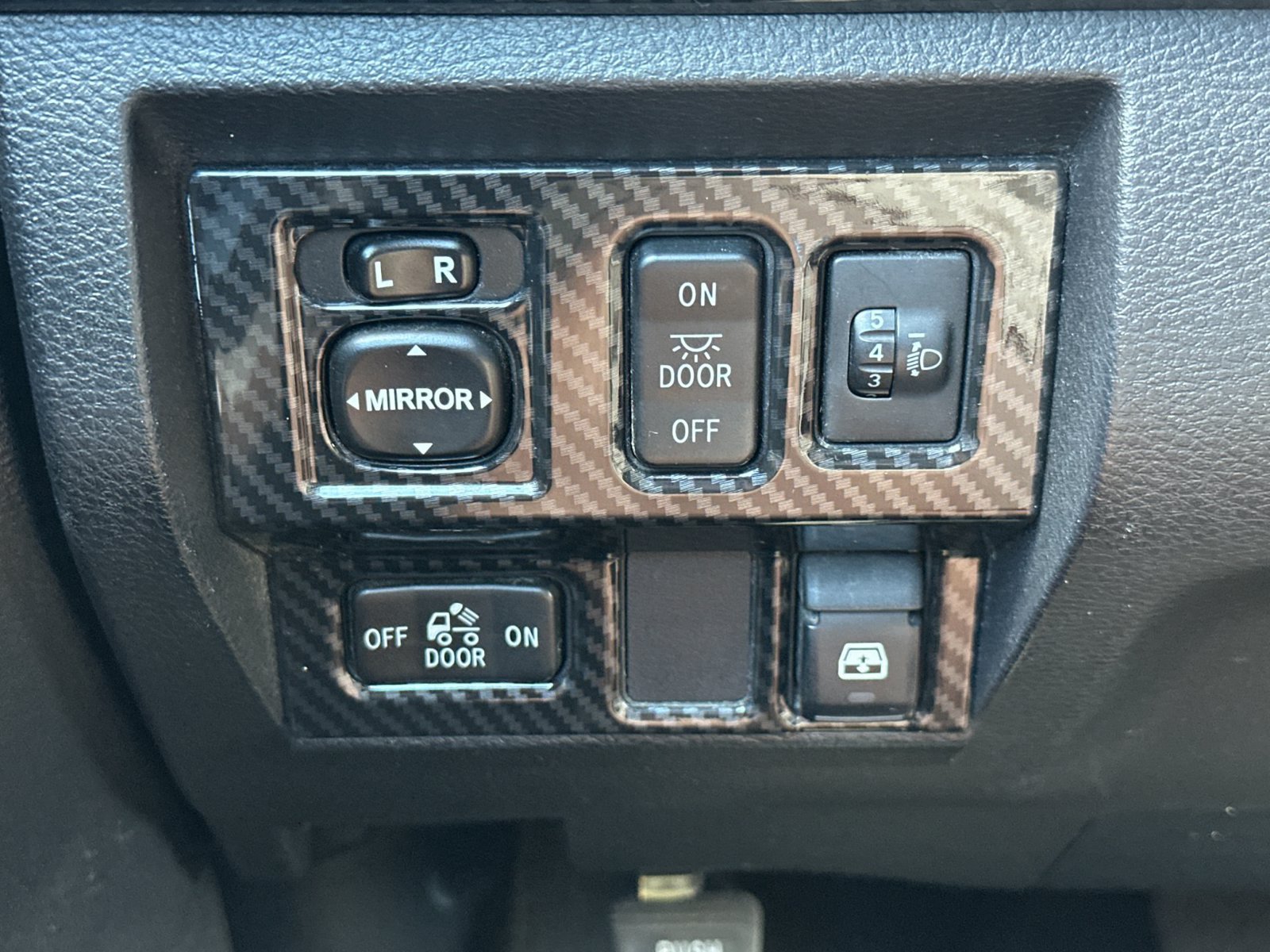 Used 2014 Toyota Tundra SR5 w/ SR5 Upgrade Package RWD image 26
