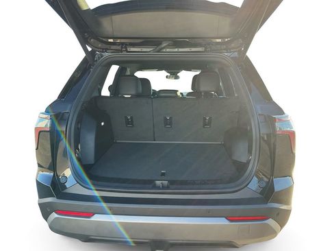 Used 2026 Chevrolet Equinox LT w/ Convenience Package II image 24