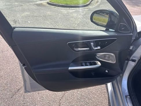 Used 2024 Mercedes-Benz C 300 Sedan image 13