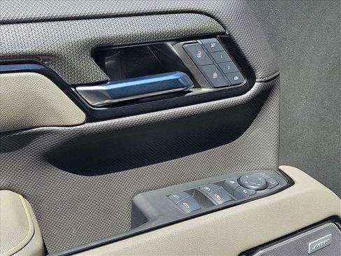 Used 2024 Chevrolet Silverado 1500 ZR2 w/ Technology Package image 11