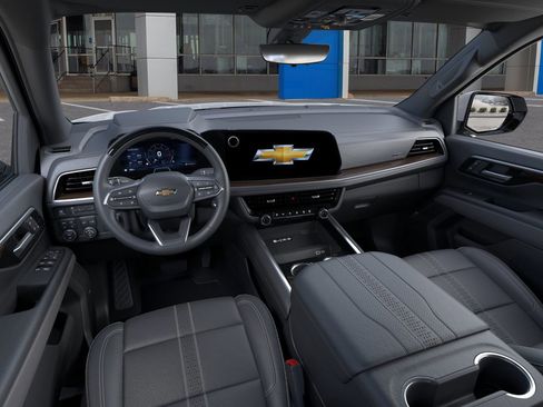 New 2026 Chevrolet Suburban High Country AWD/4WD image 15