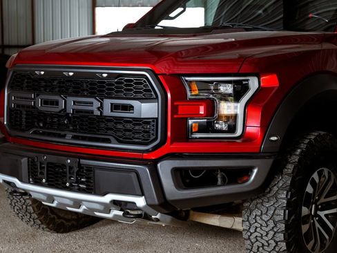 Used 2019 Ford F150 Raptor w/ Equipment Group 802A Luxury AWD/4WD image 58