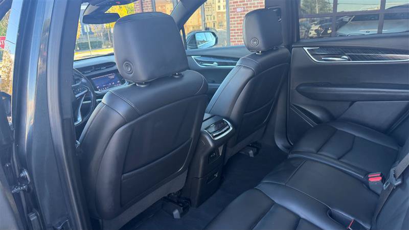 Used 2022 Cadillac XT6 Premium Luxury AWD/4WD image 20