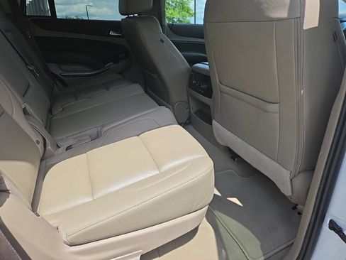 Used 2019 Chevrolet Tahoe LT RWD image 11