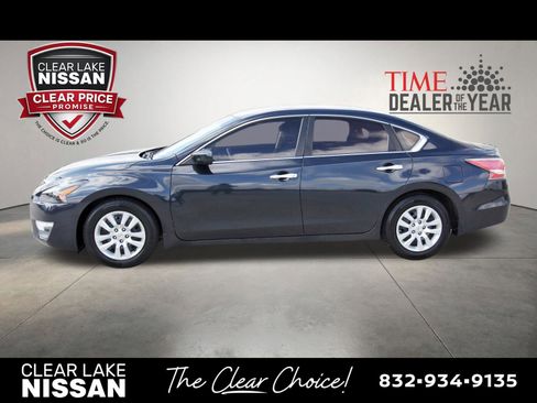 Used 2015 Nissan Altima 2.5 S w/ Power Driver Seat Package FWD image 4