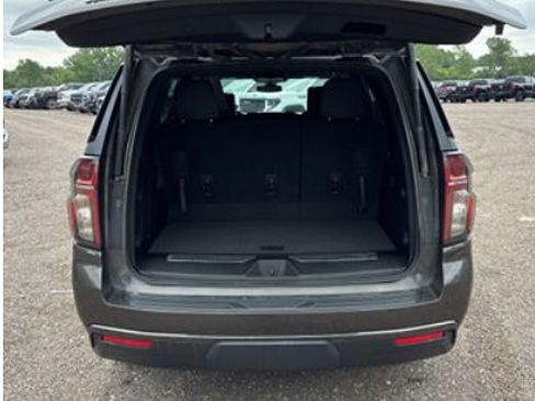 Used 2021 Chevrolet Tahoe RST w/ Rear Media and Nav Package AWD/4WD image 8