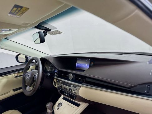 Used 2016 Lexus ES 350 image 26