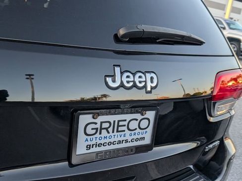 Used 2019 Jeep Grand Cherokee Limited image 11