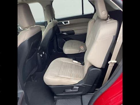 Used 2020 Ford Explorer XLT AWD/4WD image 8