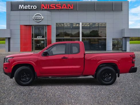 Used 2023 Nissan Frontier S w/ Technology Package image 3