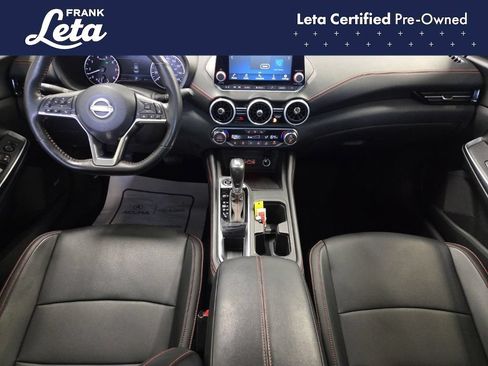 Used 2025 Nissan Sentra SR w/ SR Premium Package FWD image 17