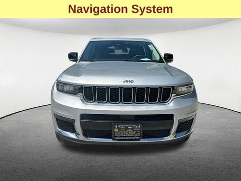 Used 2023 Jeep Grand Cherokee L Limited AWD/4WD image 4