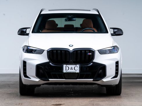 Used 2024 BMW X5 M60i AWD/4WD image 2