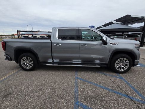 Used 2023 GMC Sierra 1500 Denali w/ Technology Package image 5