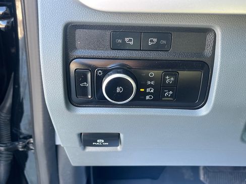 Used 2024 Ford F250 XLT w/ FX4 Off-Road Package image 21