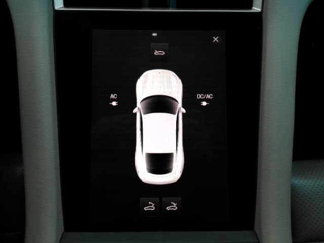 Used 2022 Porsche Taycan RWD image 46