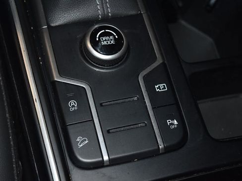 Used 2023 Kia Sorento S w/ Panoramic Sunroof Package image 17