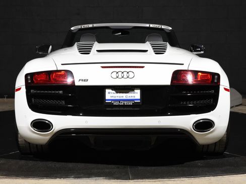 Used 2011 Audi R8 V10 AWD/4WD image 14