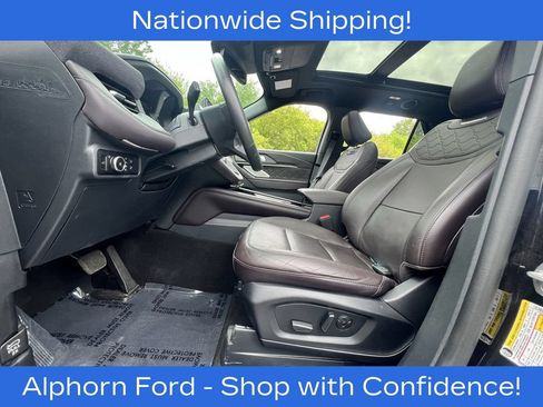 Certified 2025 Ford Explorer Platinum w/ LUX Leather Package AWD/4WD image 30