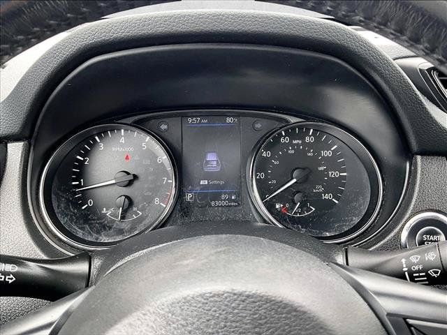 Used 2019 Nissan Rogue SV w/ Sun & Sound Touring Package AWD/4WD image 22