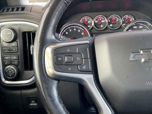 Used 2021 Chevrolet Silverado 1500 LT Trail Boss w/ Convenience Package II AWD/4WD image 23