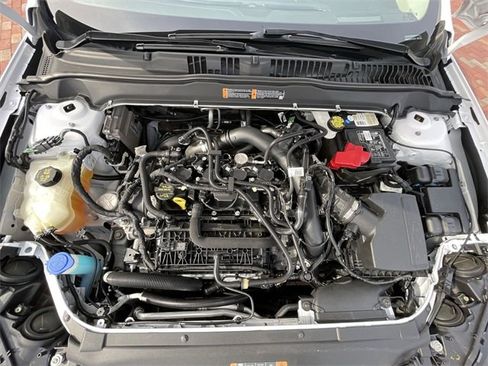 Used 2020 Ford Fusion SE image 27