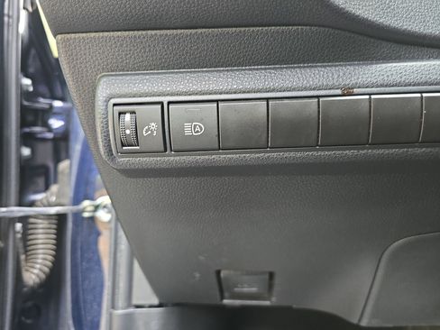 Used 2024 Toyota Corolla LE image 25