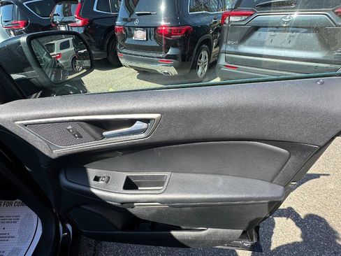 Used 2024 Ford Edge SEL AWD/4WD image 19