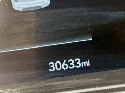 Used 2025 Hyundai Venue SEL FWD image 18