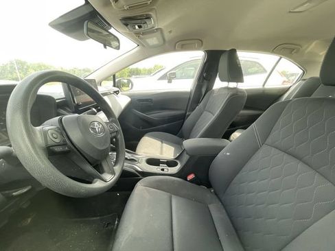 Used 2023 Toyota Corolla LE w/ Carpet Mat Package (TMS) FWD image 5