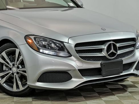 Used 2017 Mercedes-Benz C 300 Sedan image 2