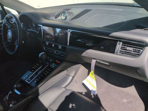 New 2026 Porsche Macan S image 27