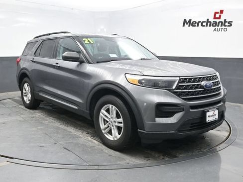 Used 2021 Ford Explorer XLT AWD/4WD image 1