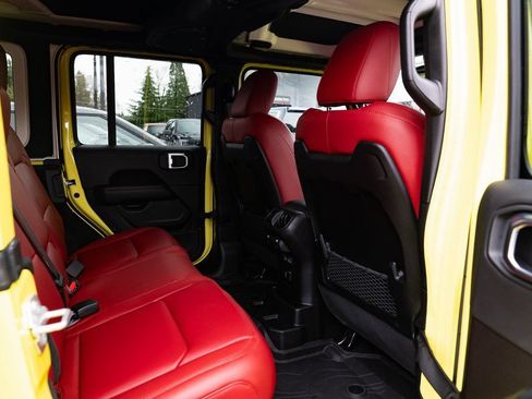 Used 2024 Jeep Wrangler Unlimited Rubicon 392 AWD/4WD image 23