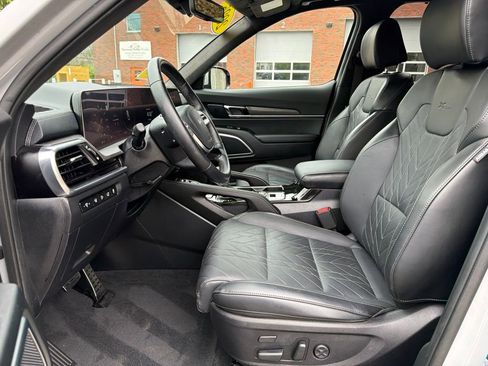Certified 2025 Kia Telluride SX Prestige X-Line AWD/4WD image 10